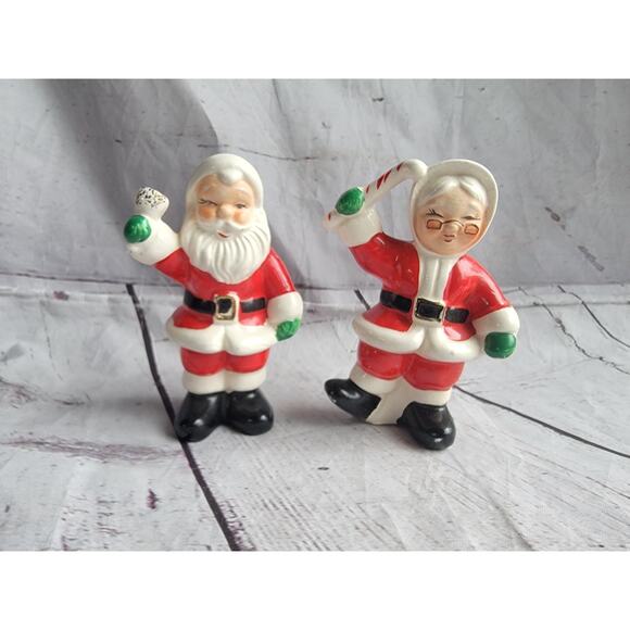 1950s Vintage Salt Pepper Shakers NAPCO Santa & Mrs. Claus Bell Ringers - Picture 1 of 14